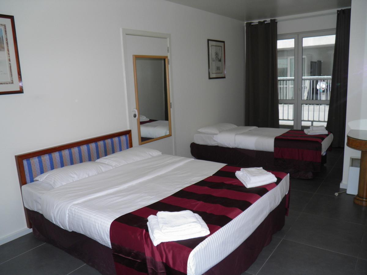 Holidays Hostel Midi Saint-Gilles Exterior foto