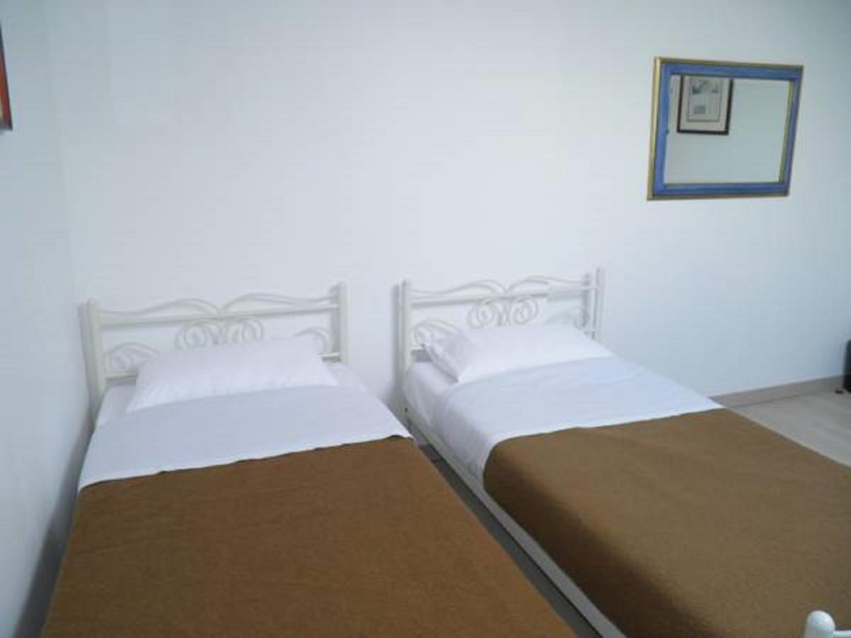 Holidays Hostel Midi Saint-Gilles Exterior foto
