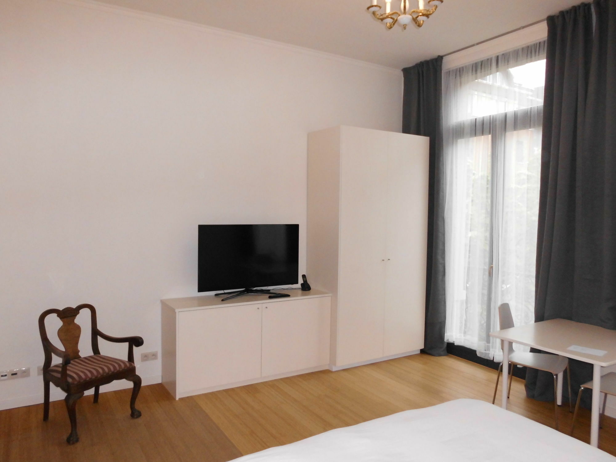 Holidays Hostel Midi Saint-Gilles Exterior foto